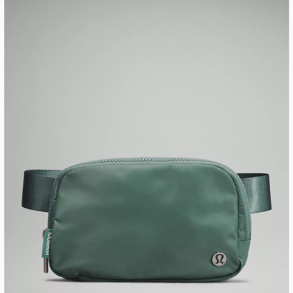 NWT Lululemon Everywhere Belt Bag 1L- Tidewater Teal